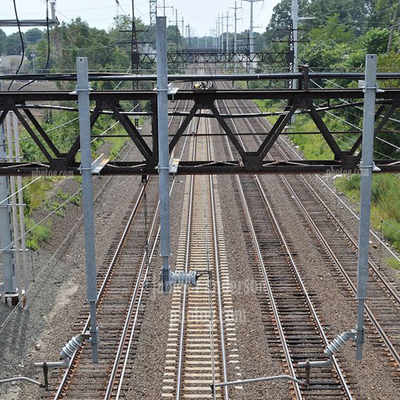 鉄道のカテナリーとポータル